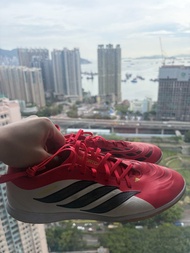 Adidas Predator 平底足球鞋