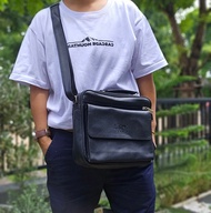 กระเป๋าสะพายข้างหนังPU สายปรับสั้นยาวได้ แบรนด์แท้ WOLVES ORIGINAL100% มีหูจับสามารถถือได้ มี 5 ช่อง