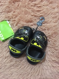 New with tag Crocs Batman Clog size C5, Wrongly bought,not fit with my son