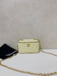Chanel vanity Case 
盒子包