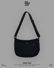 perky bag ใส่ ipad ได้ มี 12 สี กระเป๋าผ้าไนล่อนสุดฮิตของ on.and.on