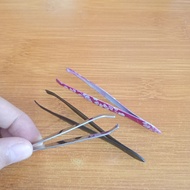 Feather Removal Tweezers/Unit Tweezers