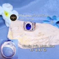 Cincin Pria Batu Biru Oval Emas Putih 750 kadar 17k