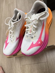 Mizuno Wave Rebellion flash 3