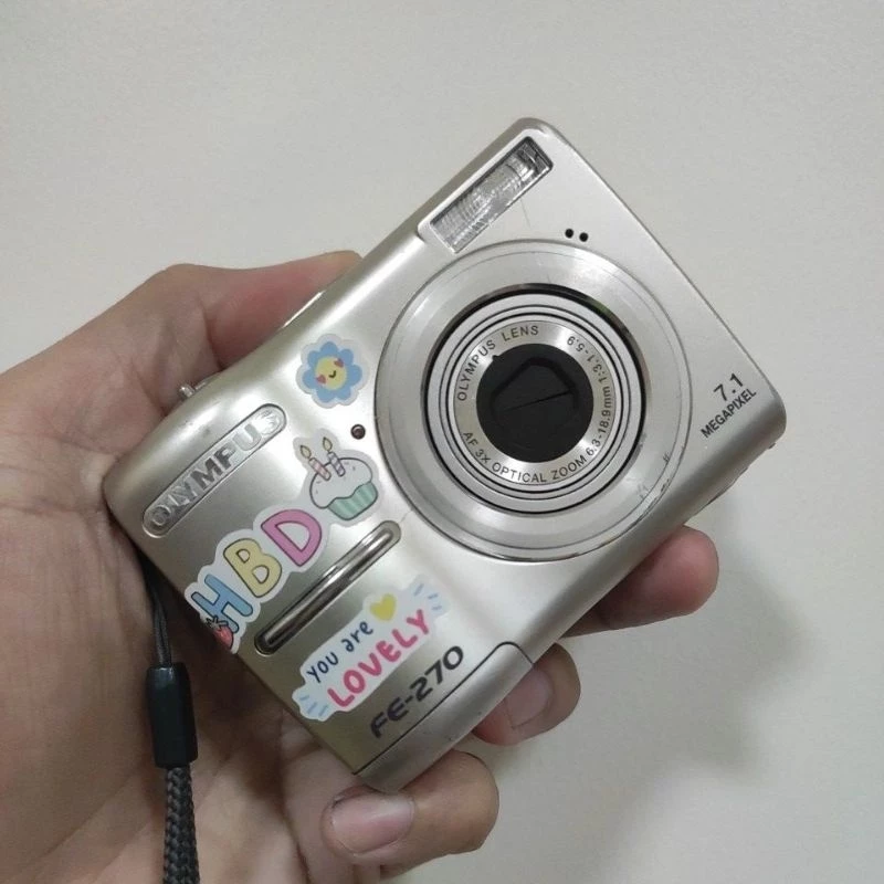 กล้องถ่ายรูปดิจิตอล Olympus FE-270