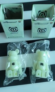 Bearbrick 100% series 44  Bacis 夜光字母