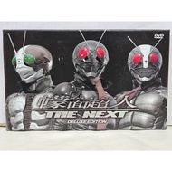 幪面超人 Masked Rider The Next (2DVD) (Deluxe Edition) (Hong Kong Version) 
(日語/粤語)

內附：
1) 精美電影解說書
2) 電