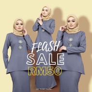 Baju kurung mini kembang