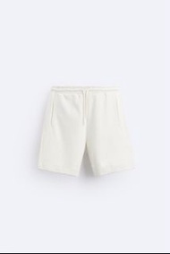 Zara 白色短褲
