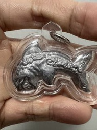 婆蜀 X 魯士劈木力 - 法術鉛製鯊魚