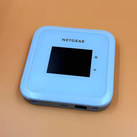 Unlocked NETGEAR MR6110-111AUS - Nighthawk M6 Mobile Router -Next-generation 5G Mobile Router（95-98%