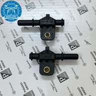 Piaggio injector head - Vespa 2vie, 3vie (genuine)