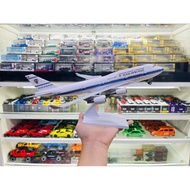 State of Kuwait Boeing B747-8 metal aircraft model, size 30cm long MB30025
