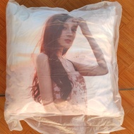 Heat Rate Three Pillow Square 35x35cm