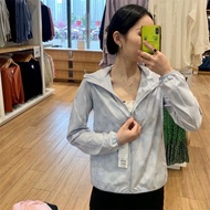 ◘ UNIQLO Summer Light And Breathable Portable UV Protection Sunscreen Long-Sleeved Hooded Jacket Y43
