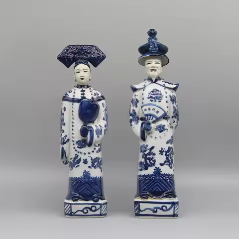 Ceramic statues of chinese emperor and empress in Qing dynasty, table accessory, home decoration