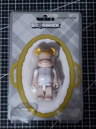 全新 BB 表参道 MEDCOM TOY PLUS 限定  B@BY 日版 baby 黃髮 白衫  medicomtoy be@rbrick bearbrick  100% 熊仔 隱藏 絕版 擺設 裝