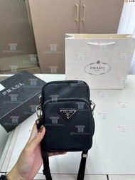 普拉達prada手機包prada尼龍包迷你斜挎包手機殼包6