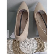 Hills women's blow shoes