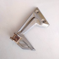 STEP BELAKANG KIRI JUPITER MX NEW 135 ORIGINAL COPOTAN STEP KIRI BELAKANG JUPITER MX NEW ORI