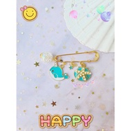 Beautiful Pregnant Woman Brooch_whale