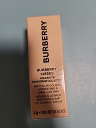 Burberry lipstick 93 Russet