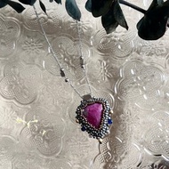 紅綠寶 中性 日本米珠 串珠吊墜 鈦鋼鏈