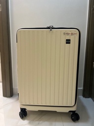 全新Elle 29"白色行李箱Zipper Hard Luggage