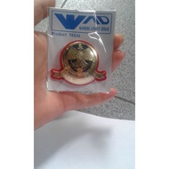 Echelon pin 3