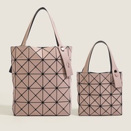 Issey ★ Miyake new Summer new niche geometric rhombus bag fashionable handbag large box bag large capacity and style