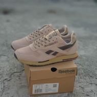 Reebok reebok classic utility brown Shoes