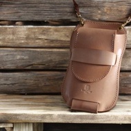 真皮智慧型手機肩瓣型