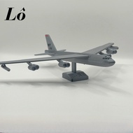 Mô hình kit lắp ráp máy bay B52