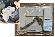 3COINS 幼兒/兒童 隨身書枱 Going Out Desk (用於BB車/ Car Seat/ booster) 增高墊、汽車兒童安全座椅上的書桌