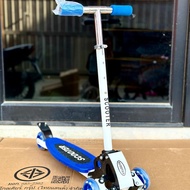 สกูตเตอร์ เหล็ก 4ล้อ scooter ของเล่นเด็ก สกู๊ตเตอร์ รับน้ำหนักได้40กก