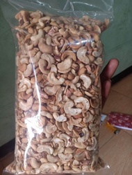 kacang Mede pecahan 500 gram
