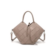 Stilaré Sasha Leather Bucket Bag