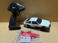（頭文字D 遙控車系列）超罕有 懷舊絕版 Takara TOMY 京商 Kyosho 東映 DX 頭文字D 超罕有 秋明山 主角戰車 主角AE-86 連遙控器 加上6個雪糕筒、Toyota貼紙 實物如