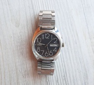 SLAVA 26 顆寶石蘇聯男士機械腕錶，帶日曆，蘇聯製造