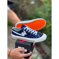 ORIGINAL Aekoshoes New Basic Low Navy Shoes