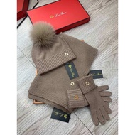 CHANEL666 Pink Pearl CC Badge Striped Knitted Hat