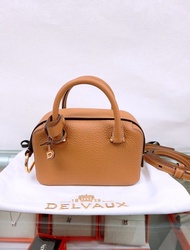 Sold (尖沙咀門市💖) 近新 Delvaux cool box nano brown