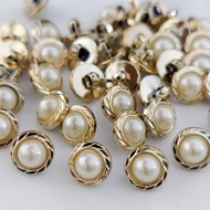 100 Pcs Embossed Buttons Gold List Fan 20L Rm 1.3 centimeter