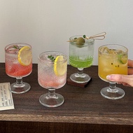 Vintage wine glasses with mixed patterns, wine glasses, red wine glasses, transparent drinking glass