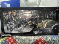 Final Fantasy VII Advent Children Play Arts Cloud Strife & Fenrir
