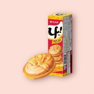 Korea Orion Cheese Cream Sandwich Biscuits 77g