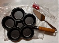 煎蛋鍋鑄鐵 （六孔）木長柄一套