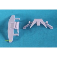 C13 CLIP - HONDA ACCORD SM4 WINDSCREEN CLIP (1 UNIT) (NEW)