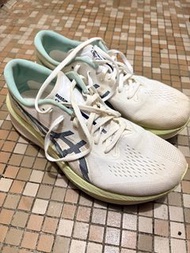 Asics Magic Speed 4
