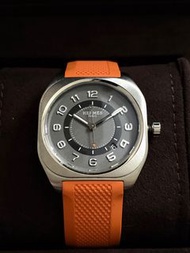 Hermes H08 42mm 橙色